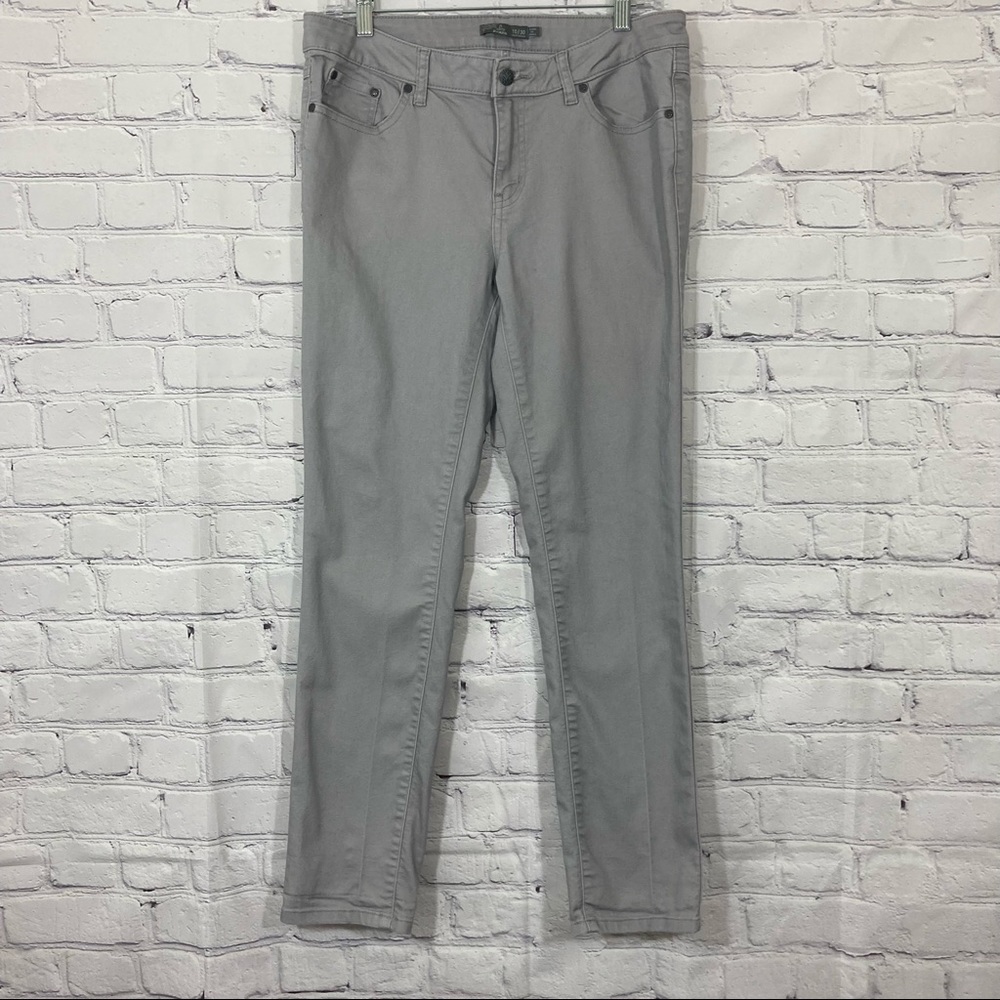 Prana straight leg short inseam pants